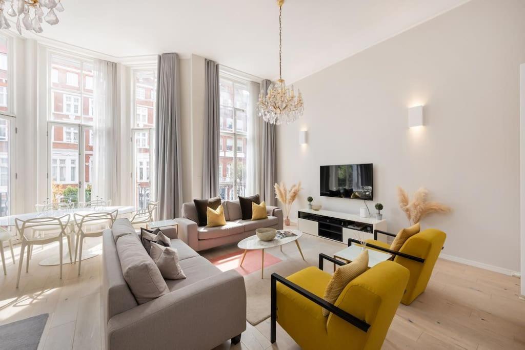 Presidential With 14ft High Ceilings & Private Elevator Appartamento *